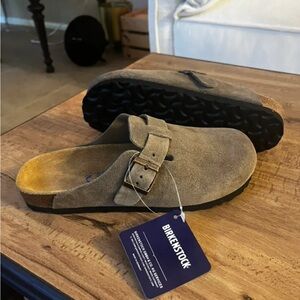 Birkenstock Men's Suede Clogs - Taupe